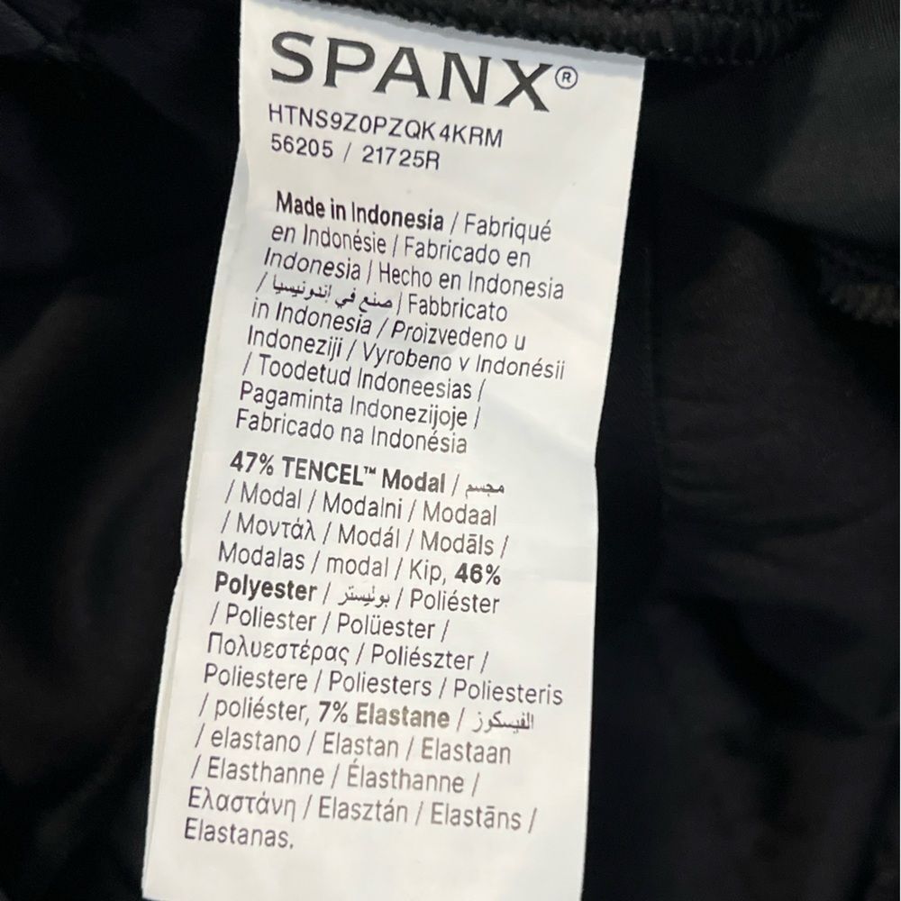 SPANX AirEssentials Mockneck Jumpsuit Sleeveless Black Wide-Leg Size Large - Picture 8 of 9